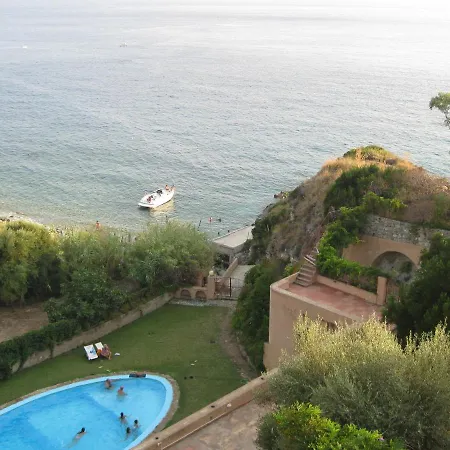 Feriehus Mansion In Capo Vaticano With Sea Views