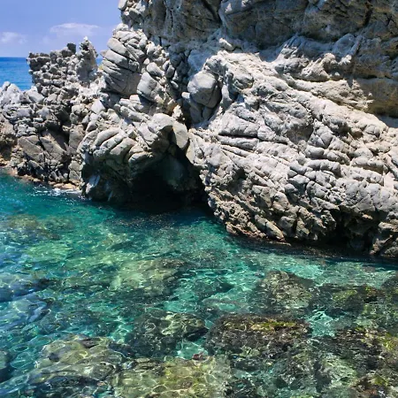 Mansion In Capo Vaticano With Sea Views Holiday home Ricadi